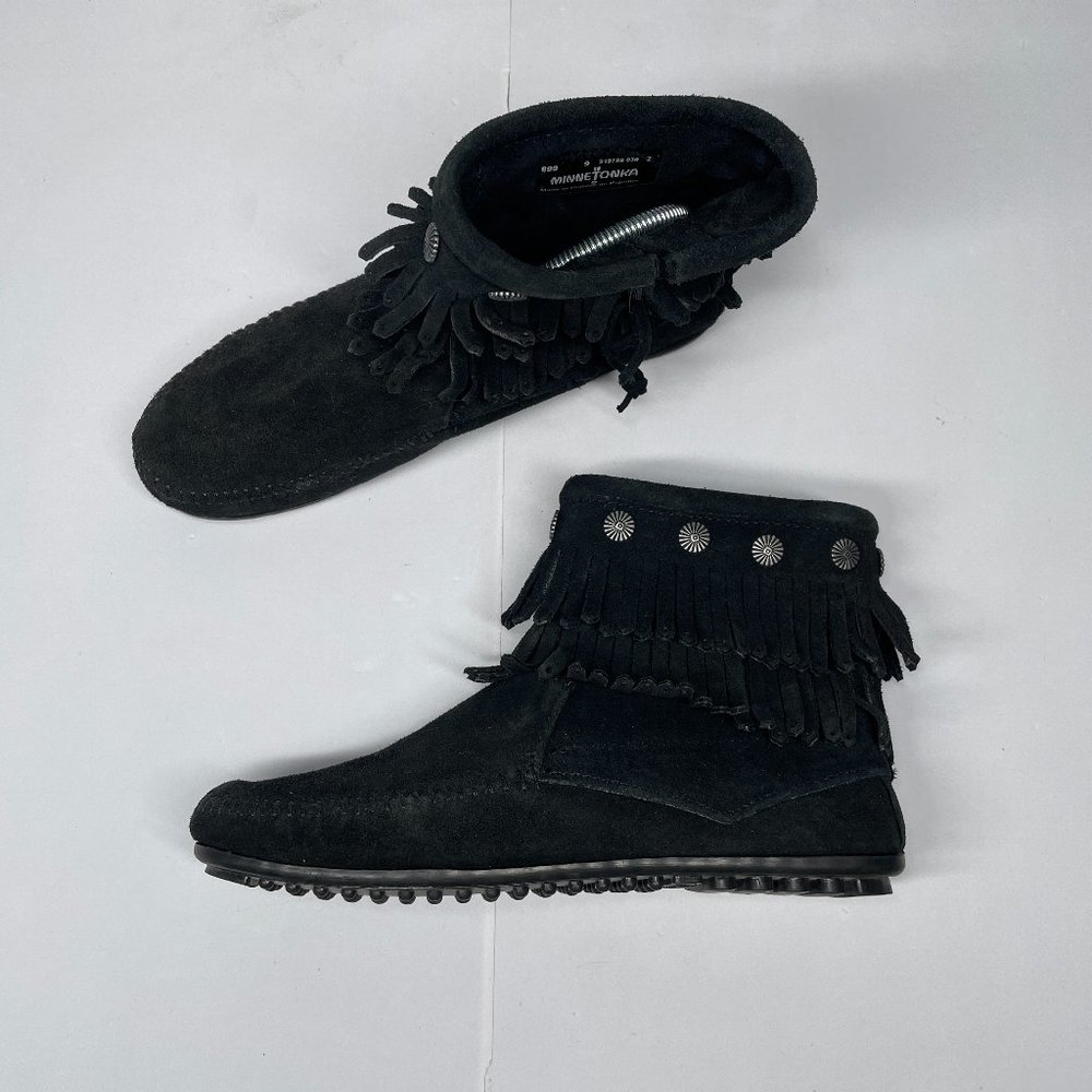 Minnetonka Women 9 Double Fringe Side Zip Ankle Bootie Black Suede Leather